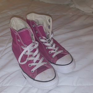 Fushia converse!
